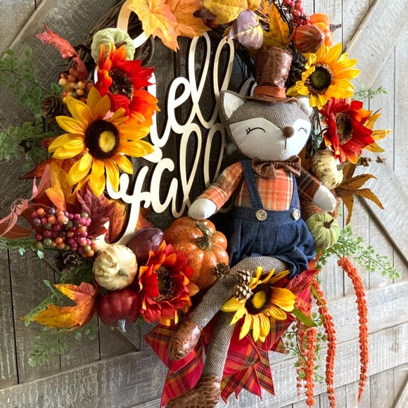 Handmade Fall Wreath. - Picture 2 of 2
